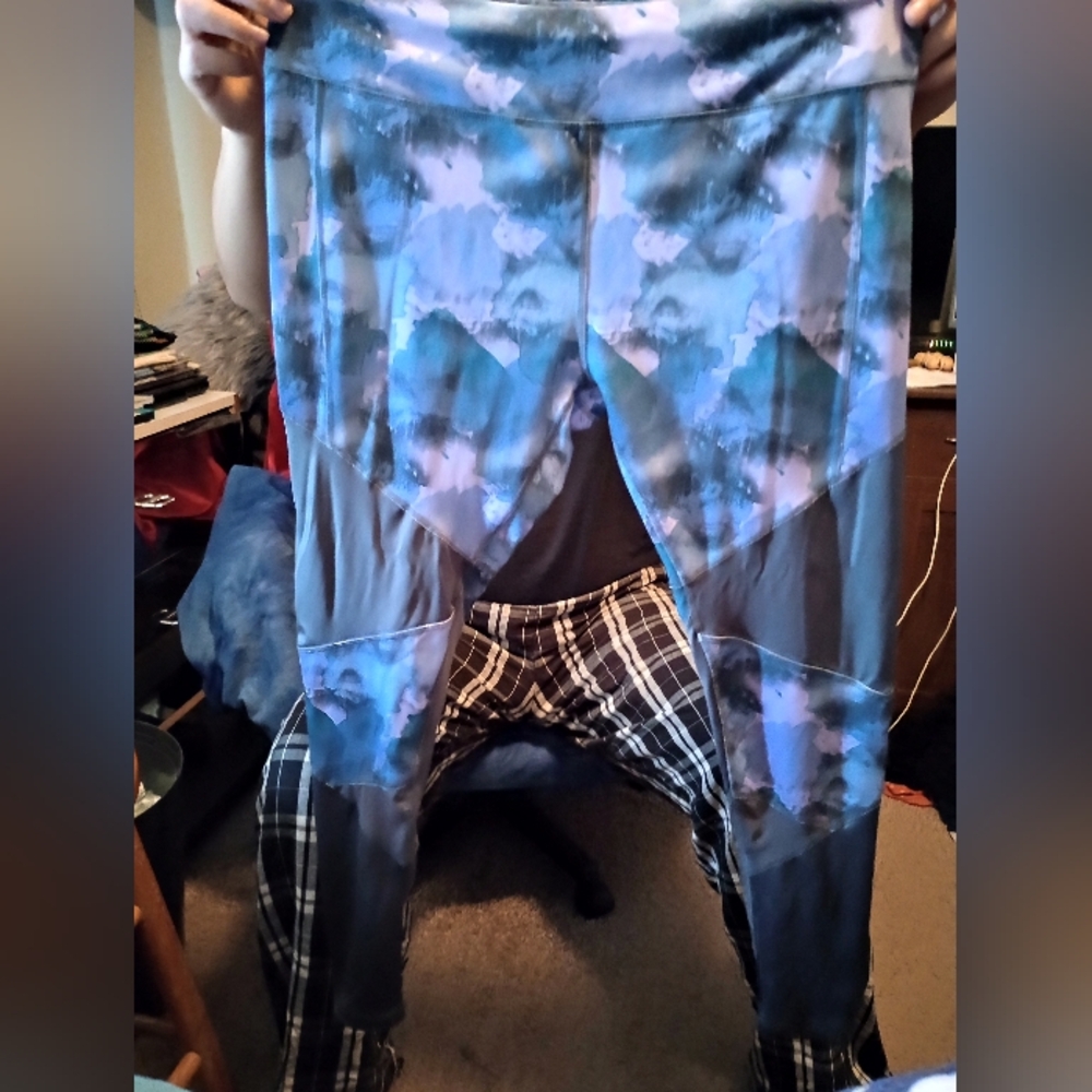 Woman's workout leggings